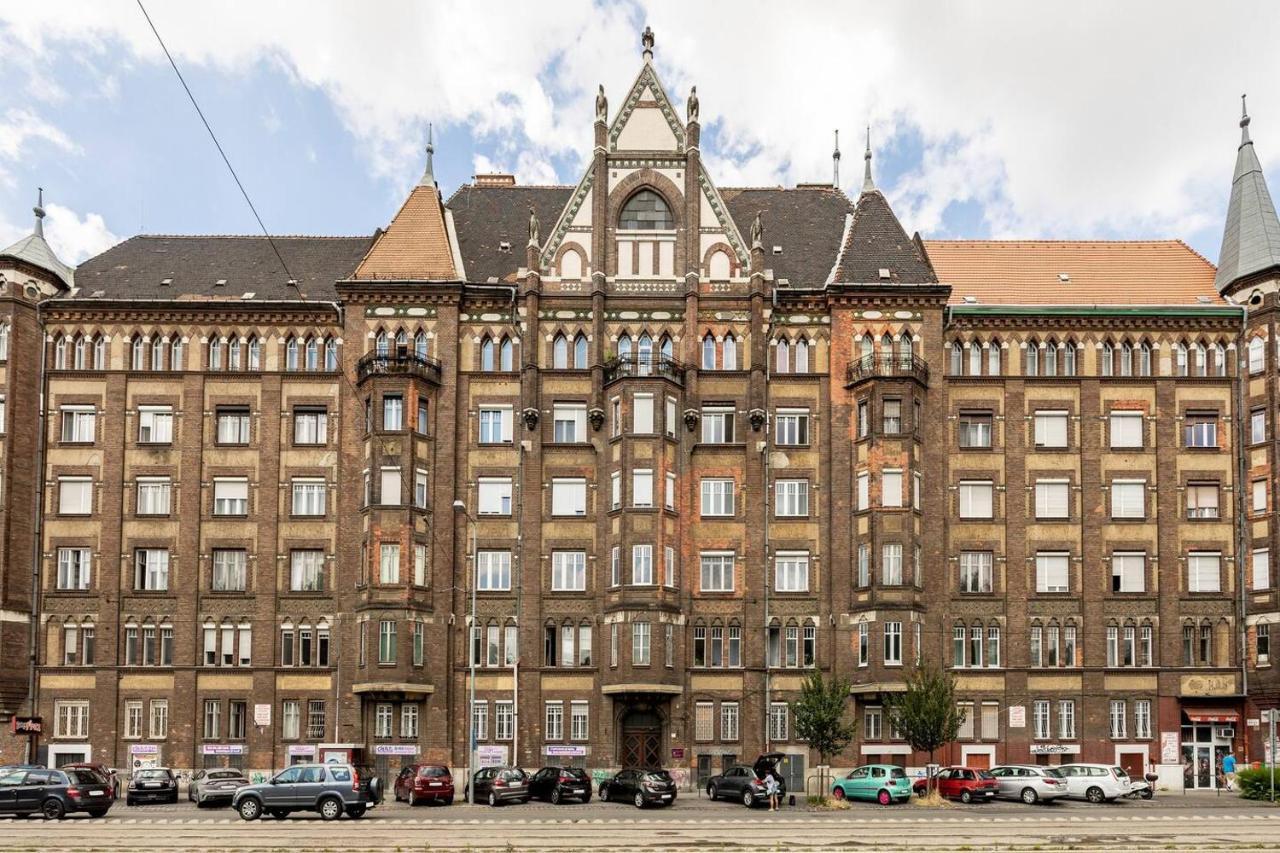 Ferienwohnung Penthouse In The Castle Budapest Exterior foto